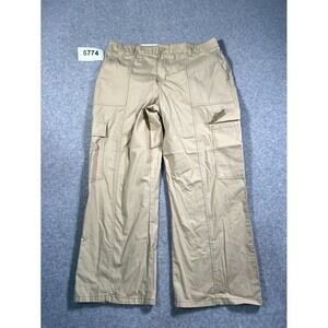 Social Standard by Sanctuary Cargo Crop Pants Women 2XL Beige Flat Front Casual